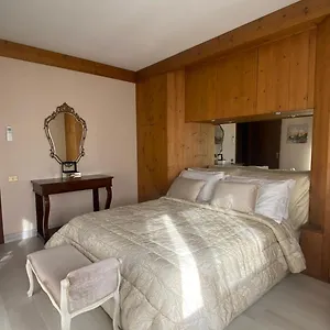  Apartment La Belle Vue Italy